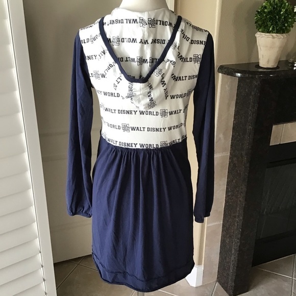 Disneyland Resort Dress MEDIUM Hoodie Walt Disney World ‘71 Navy Blue White RARE - Picture 3 of 16